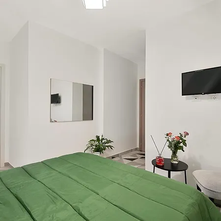Orizzonte 5 Terre - Via Fiume 44 - Stazione Appartamento